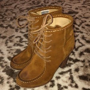 Frye Parker Short Moc Boot Brown Suede Size 6